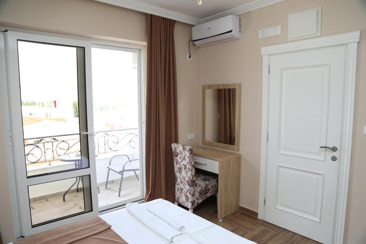 Metropolis Hotel Ulcinj Exterior foto