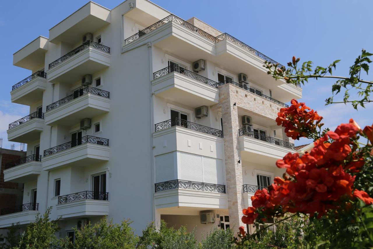 Metropolis Hotel Ulcinj Exterior foto