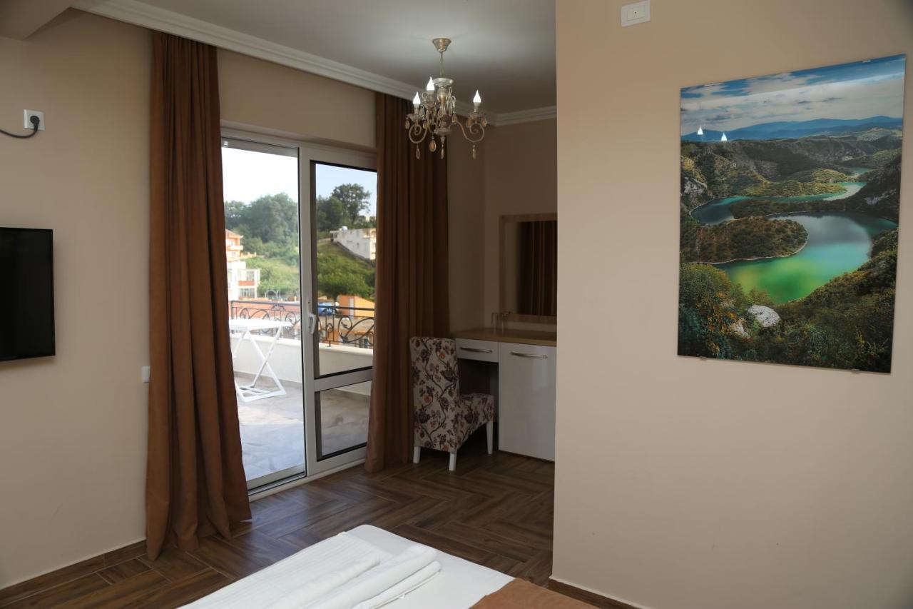 Metropolis Hotel Ulcinj Exterior foto