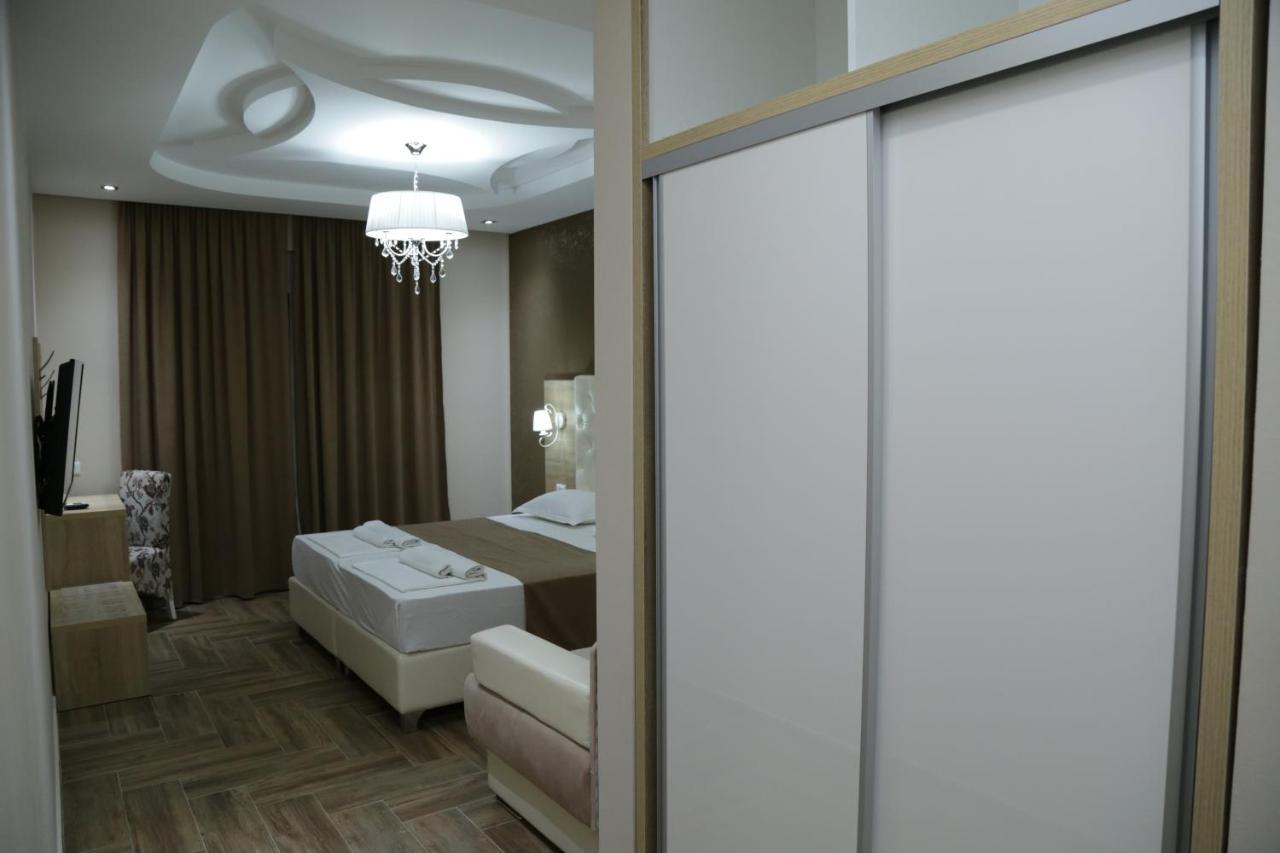 Metropolis Hotel Ulcinj Exterior foto