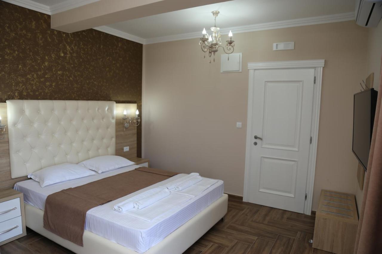 Metropolis Hotel Ulcinj Exterior foto