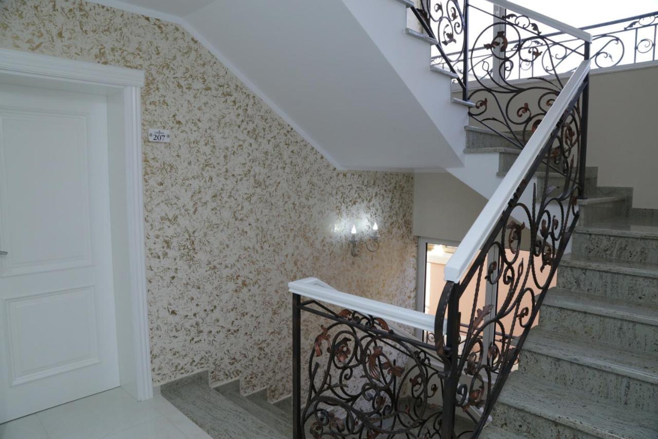 Metropolis Hotel Ulcinj Exterior foto